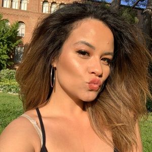 Meet your Posher, Keiko